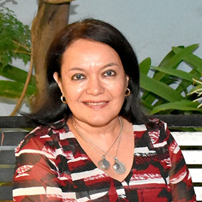 Dra. Patricia Lara Flores